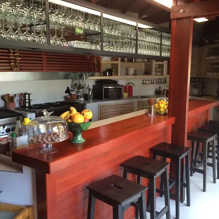 Urla Bagevi Hotell *