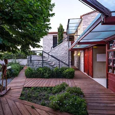 Urla Bagevi Hotell *