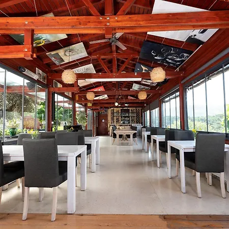 Otel Urla Bagevi