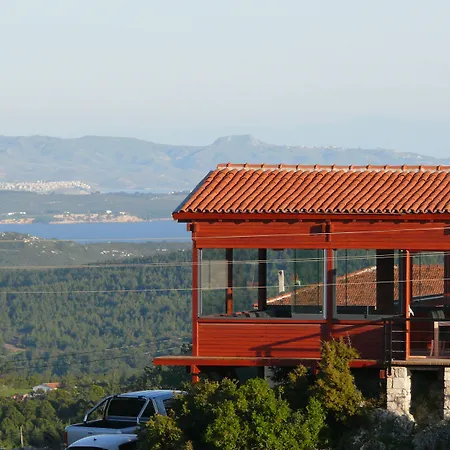 Urla Bagevi Ξενοδοχείο *