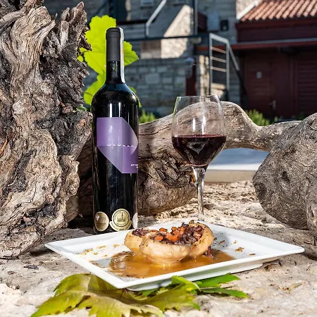 Urla Bagevi Ξενοδοχείο *