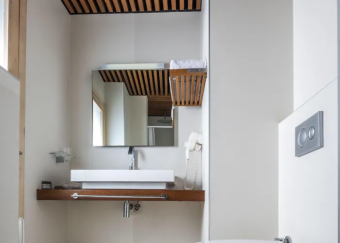 Urla Bagevi Yağcılar