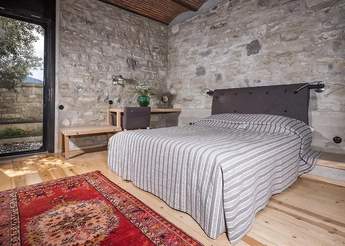 Urla Bagevi ホテル *